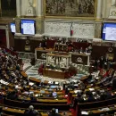 French Parliament Approves Proposal to Extend Budget