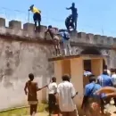 Massive Prison Break in Mozambique - Chaos Ensues After Escape of 6,000 Inmates