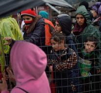 Austria helps Macedonia border control