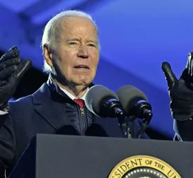 Biden considers pardons for political opponents of Trump