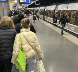 Bloody Revenge in Train near Paris: Violence Erupts Between Rivaling Youths