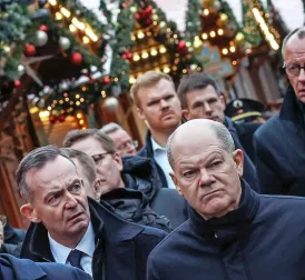 Chancellor Scholz Booed in Magdeburg After Christmas Market Attack: Concerns and Criticism Arise