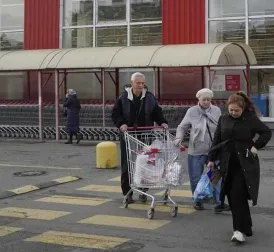 Four seriously injured in stabbing incident at supermarket in St. Petersburg, suspect arrested