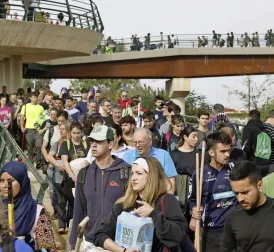 Total Chaos in Spanish 'Ground Zero': Thousands of Volunteers on the Way to Help Victims in Valencia