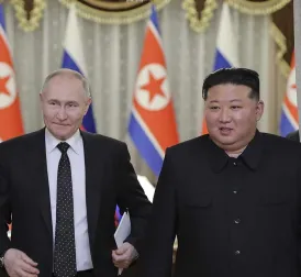 Vladimir Putin Gifts Lion, Bears, and Forty Ducks to North Korea