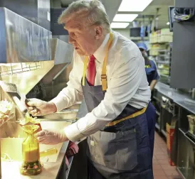 Yelp Disables Reviews for McDonald's Branch Visited by Trump