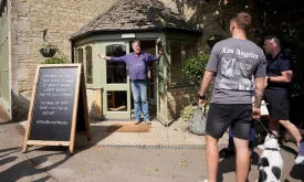 Controversy in British Pub Owned by Jeremy Clarkson Over New Rule