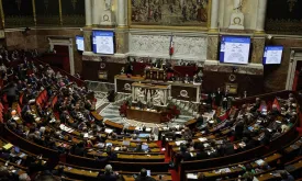 French Parliament Approves Proposal to Extend Budget