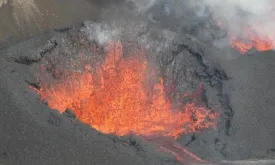 Hawaii's Kilauea Volcano Erupts Lava