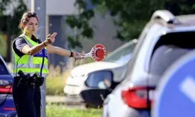 Nearly 1000 Illegal Migrants and Criminals Arrested in German Border Controls