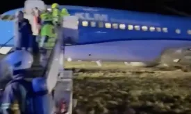 Panic at the Airport! Plane Skids off the Runway During Emergency Landing