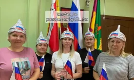 Russian Teachers Duped: Wearing Aluminum Hats as Protection Against 'NATO Satellites'