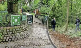 Search in Paris City Park for 19-Year-Old Student Ends in Macabre Discovery