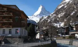 Switzerland and Italy redraw new border around Matterhorn due to melting glaciers