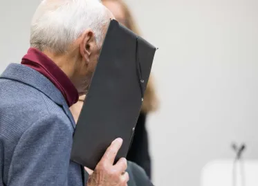 Former Stasi Officer (80) Sentenced to Ten Years in Prison for 1974 Murder