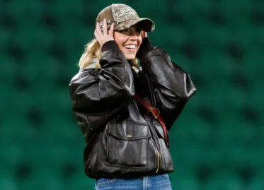 Hollywood Star Sydney Sweeney Mimics Bruno Fernandes' Goal Celebration at Sporting CP