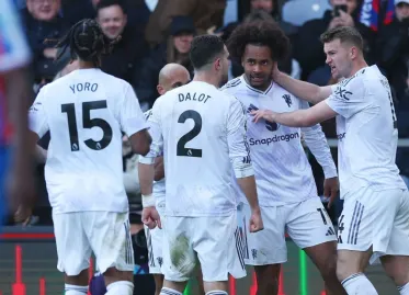 Joshua Zirkzee Leads Manchester United Comeback Against Crystal Palace