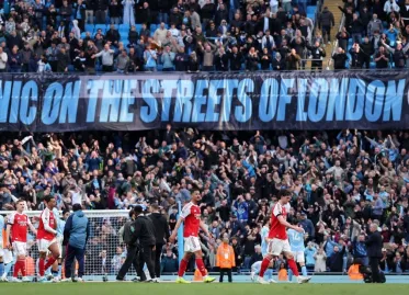 Man City Seizes Premier League Lead, Bayern Secures Bundesliga Title