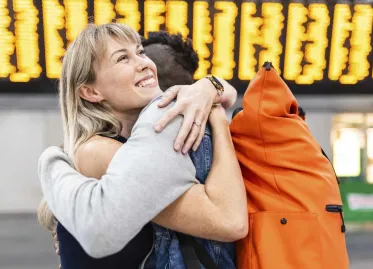 New Zealand Airport Introduces Three-Minute Farewell Rule for Passengers