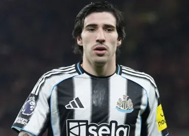 Premier League Giants Target Sandro Tonali and Castello Lukeba in Summer Transfers