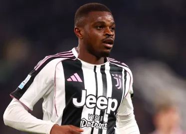 Transfer Rumors: Man United Eyes Juventus Defender Kalulu, Chicago Fire Pursue Lewandowski