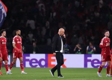 UCL Quarterfinals Recap: Liverpool's Struggles, Neuer's Brilliance, and Arsenal's Solidity