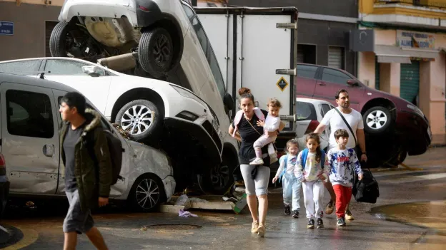 1200 People Stranded in Cars After Severe Weather in Spain