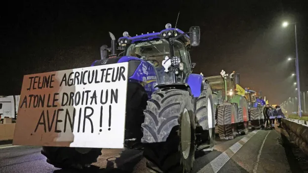 A2 Border Crossing in Maastricht Closed Due to Farmers Protest in Belgium