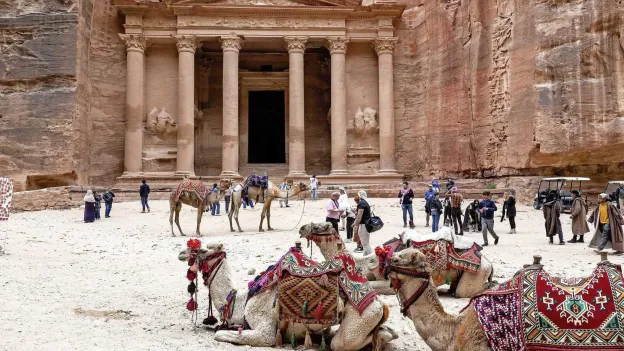 Ancient Tomb with Skeletons Found in Petra, Jordan