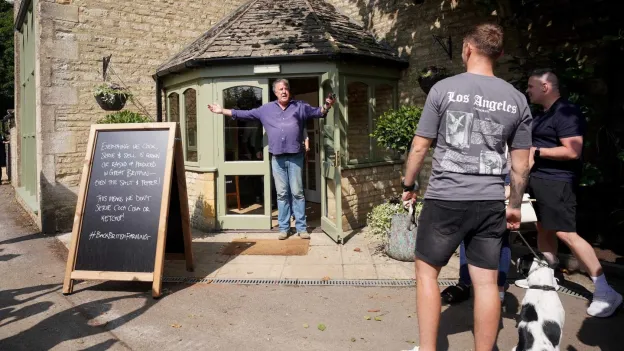 Controversy in British Pub Owned by Jeremy Clarkson Over New Rule