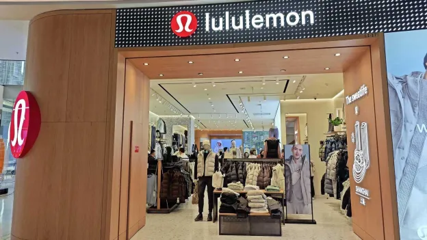 Couple Suspected of Stealing Nearly a Million Euros Worth of Lululemon Sportswear