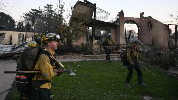 Death toll from Los Angeles fires rises; evacuees unable to return home yet