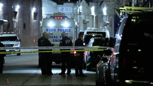 Eleven Injured in Shooting at Nightclub in New York