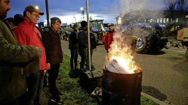 French Farmers Prepare for New Round of Protests Amid Growing Anger