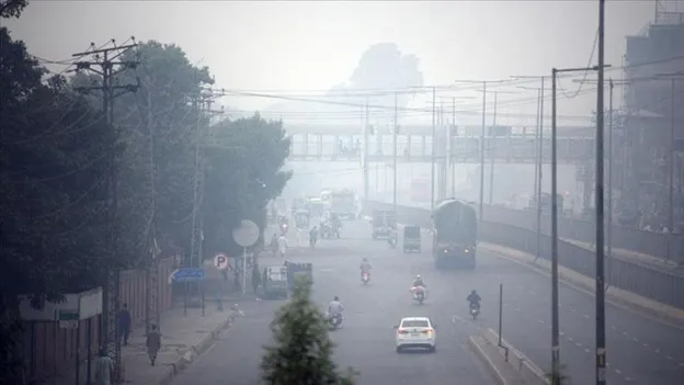 Heavy Fog in Pakistan: Visibility drops below 50 meters