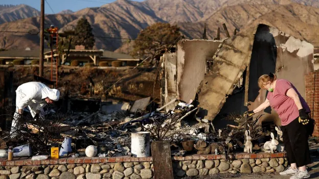 Los Angeles Firefighters Prepare for Strong Winds