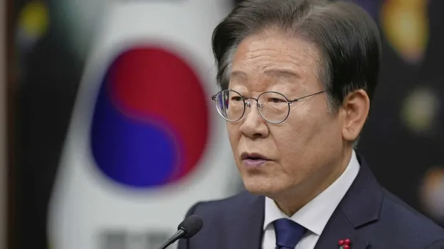 Opposition Leader in South Korea Racing Against Time for Presidency or Prison