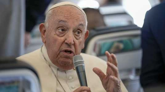 Pope compares doctors performing abortions to hired killers