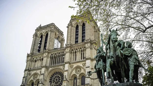 Possible Entrance Fee for Notre-Dame in Paris Proposed Outside of Church Service