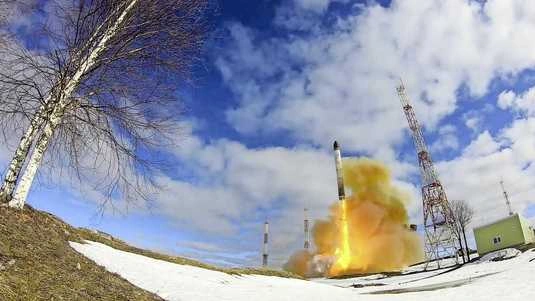 Russian Super Rocket Satan-2 Explodes in Test Launch, Leaving Massive Crater