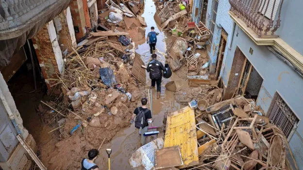 Spain announces multi-billion-euro package after severe floods and hundreds of deaths