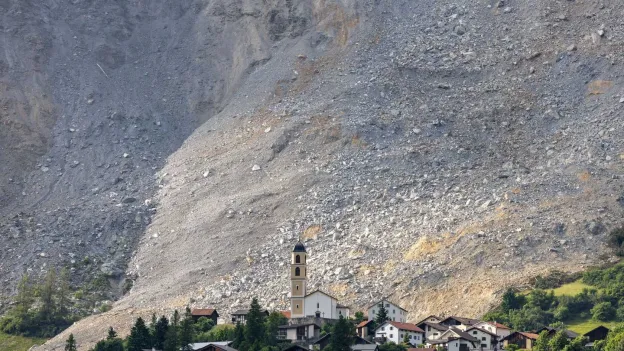 Swiss Village Brienz Threatened by Massive Landslide, Residents Leaving their Homes