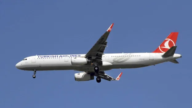 Turkish Airlines pilot dies during flight, co-pilot makes emergency landing in New York