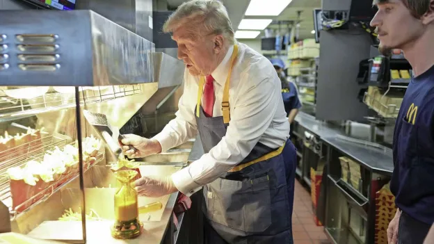 Yelp Disables Reviews for McDonald's Branch Visited by Trump